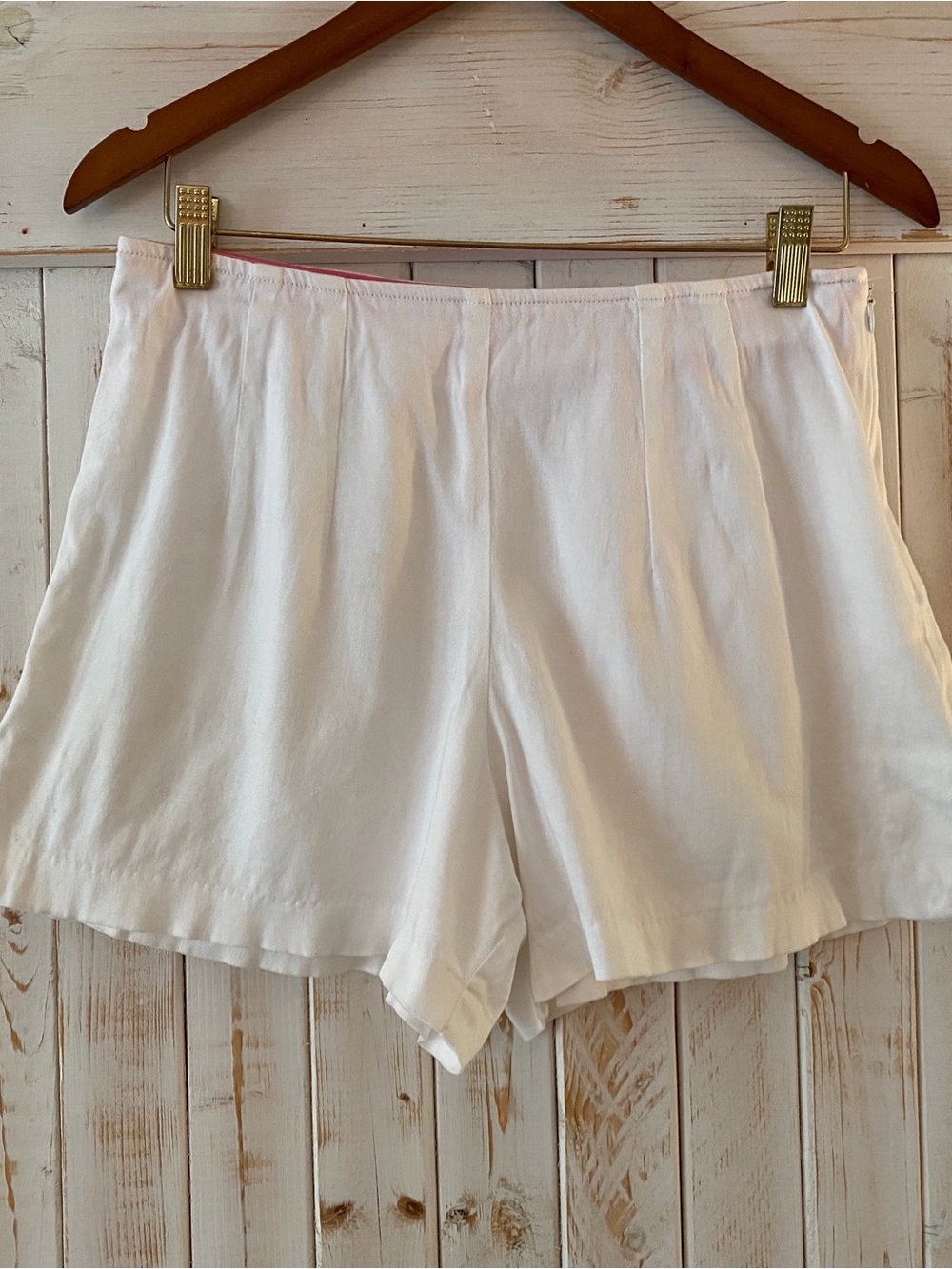Gretchen Scott Designs White Elastic Waist Shorts